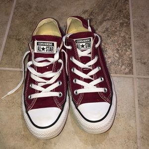 maroon converse